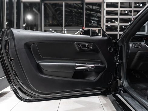 Used 2015 Ford Mustang GT w/ GT Performance Package image 29