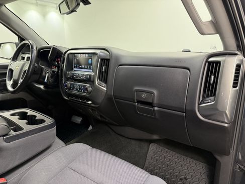 Used 2018 Chevrolet Silverado 1500 LT w/ All Star Edition image 25
