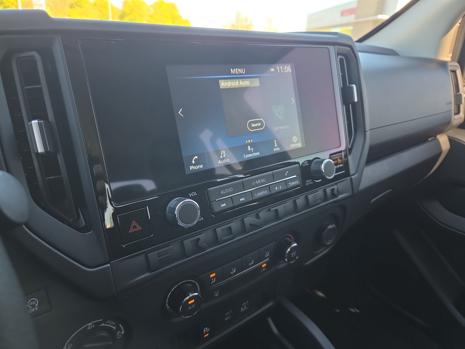 Used 2025 Nissan Frontier S w/ S Utility Package AWD/4WD image 16