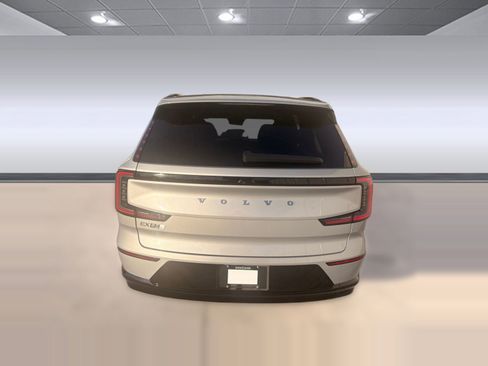 New 2025 Volvo EX90 Ultra image 10
