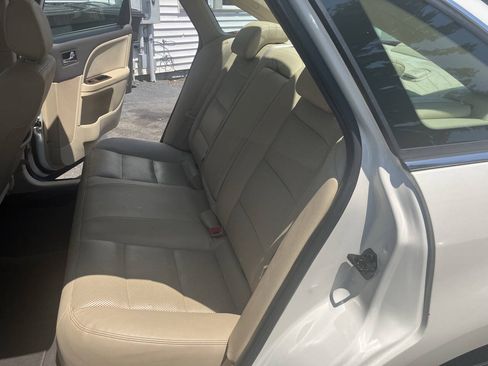Used 2009 Ford Taurus Limited AWD/4WD image 23
