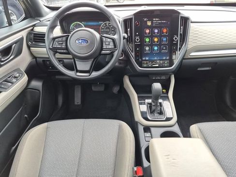 Used 2025 Subaru Forester Premium AWD/4WD image 28