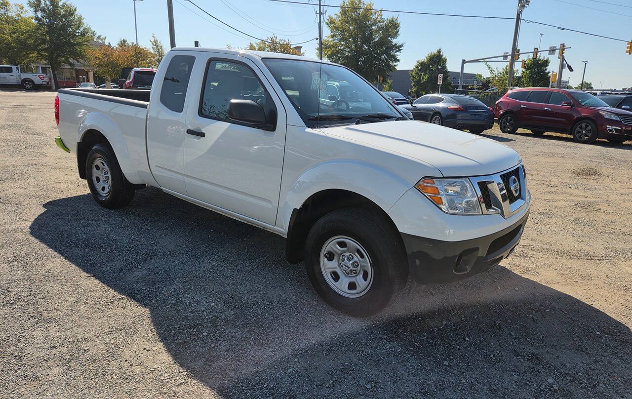 Used 2019 Nissan Frontier S w/ Work Truck Package RWD image 6