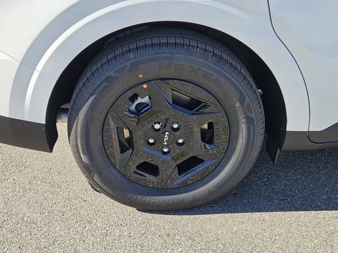 New 2026 Kia Carnival image 5