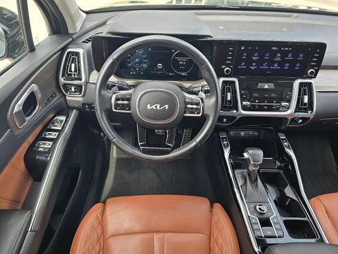 Used 2023 Kia Sorento SX Prestige image 14