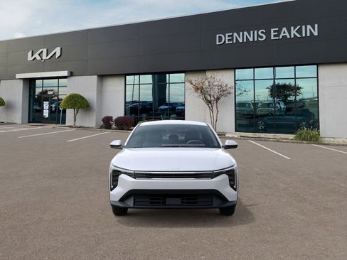 New 2026 Kia K4 LX image 2