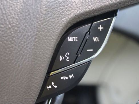 Used 2013 Lincoln MKZ Luxury image 17