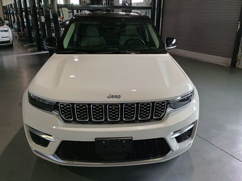 Used 2022 Jeep Grand Cherokee Summit 4xe AWD/4WD image 9