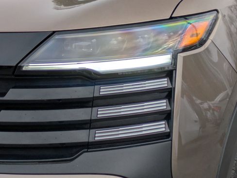 New 2026 Nissan Kicks SV w/ Cold Weather Package image 7