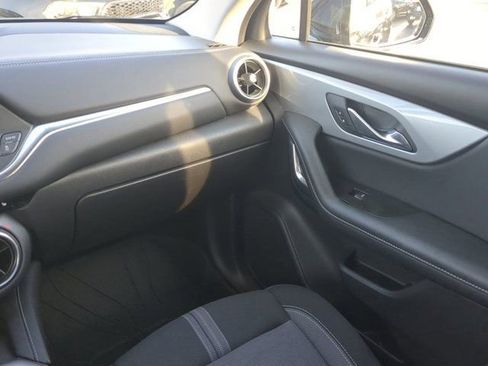 Used 2024 Chevrolet Blazer LT w/ Convenience Package image 17