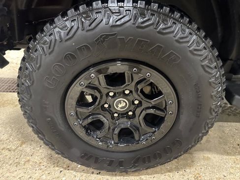 Used 2022 Ford Bronco Wildtrak image 17