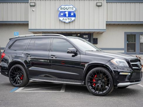 Used 2014 Mercedes-Benz GL 63 AMG 4MATIC image 4