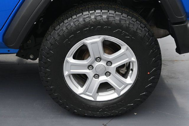 Used 2023 Jeep Wrangler Unlimited Sport AWD/4WD image 8
