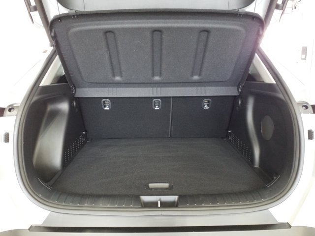 Certified 2025 Hyundai Kona Limited AWD/4WD image 15