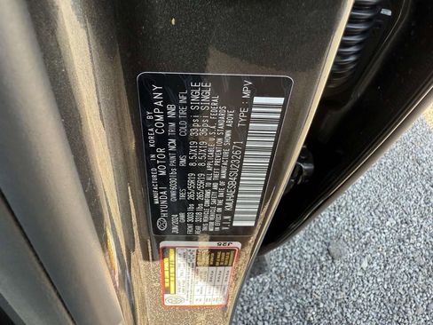 Used 2025 Genesis GV80 2.5T image 31