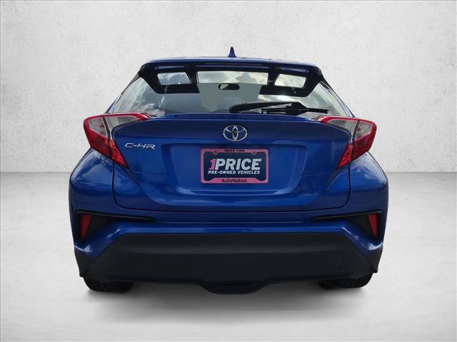 Used 2020 Toyota C-HR XLE FWD image 7