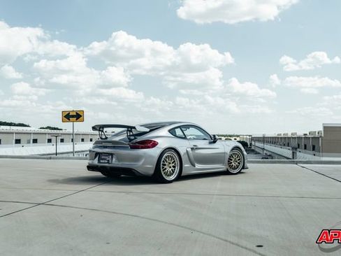 Used 2016 Porsche Cayman GT4 RWD image 21