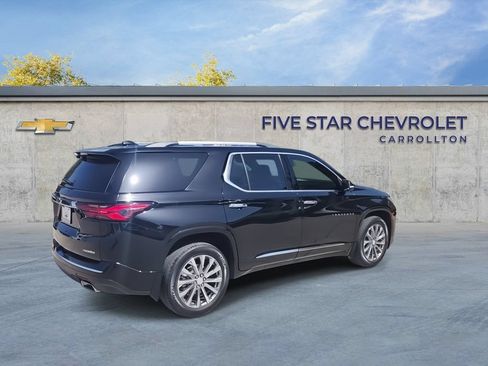 Used 2023 Chevrolet Traverse Premier w/ LPO, Cargo Package FWD image 8