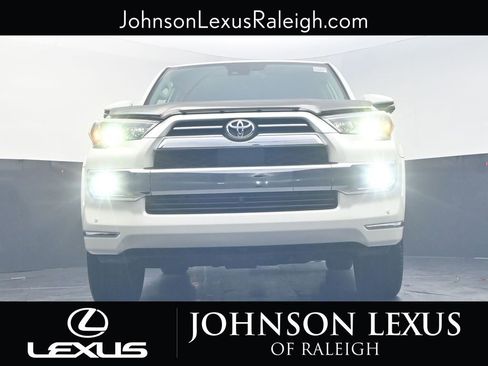 Used 2023 Toyota 4Runner Limited image 15