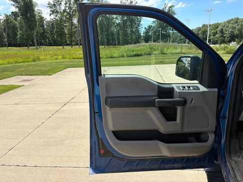 Used 2018 Ford F150 XL w/ Equipment Group 101A Mid AWD/4WD image 10