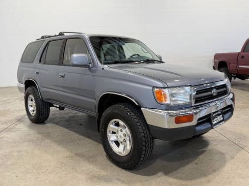 Used 1996 Toyota 4Runner SR5 AWD/4WD image 5