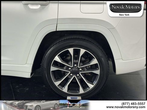 Used 2022 Jeep Grand Cherokee Overland image 5