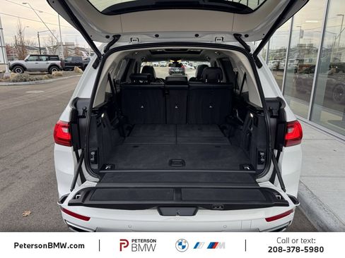Used 2022 BMW X7 xDrive40i w/ Premium Package image 7
