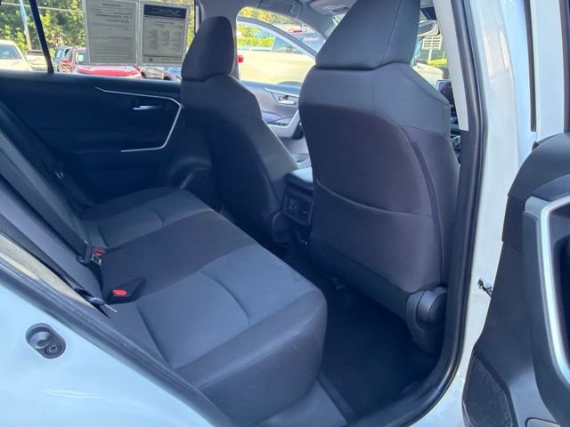 Used 2025 Toyota RAV4 XLE FWD image 19