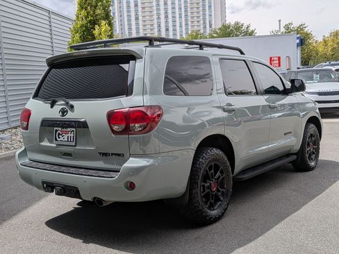 Used 2022 Toyota Sequoia TRD Pro AWD/4WD image 3