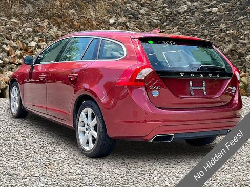 Used 2017 Volvo V60 T5 Premier w/ Convenience Package AWD/4WD image 11