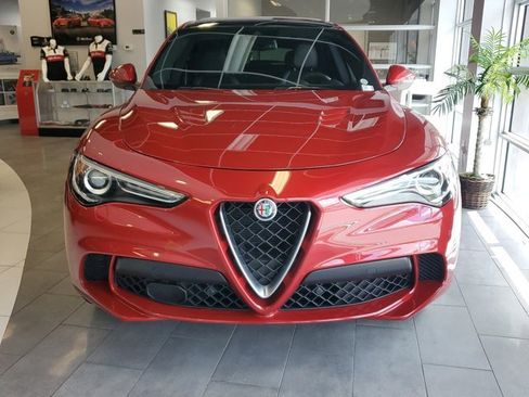 Used 2018 Alfa Romeo Stelvio Quadrifoglio w/ Driver Assist Dynamic Package image 2