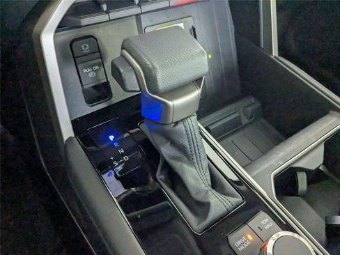 Used 2024 Toyota Tundra Limited w/ Power Package RWD image 23