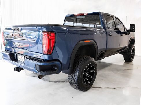 Used 2022 GMC Sierra 2500 AT4 image 5