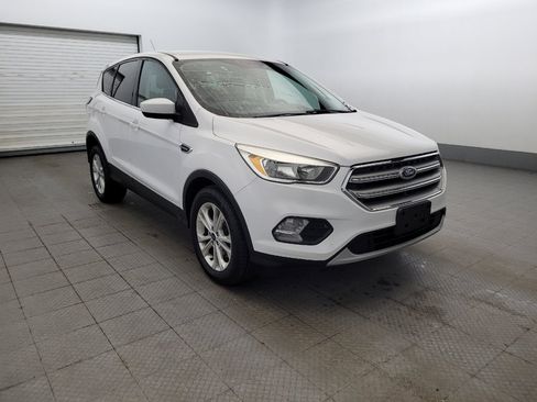 Used 2017 Ford Escape SE AWD/4WD image 13