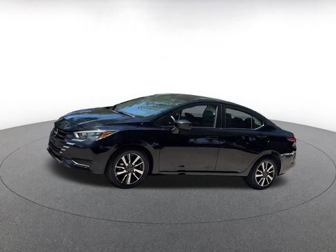 Used 2025 Nissan Versa SV FWD image 8