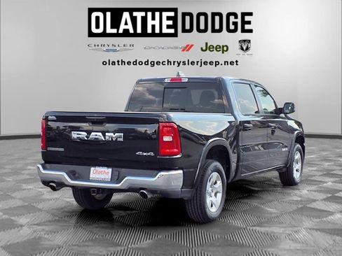 Certified 2025 RAM 1500 Big Horn AWD/4WD image 26
