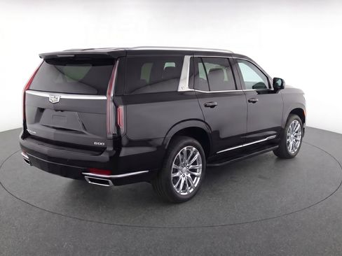 Used 2023 Cadillac Escalade Premium Luxury Platinum w/ LPO, Radiant Package AWD/4WD image 4