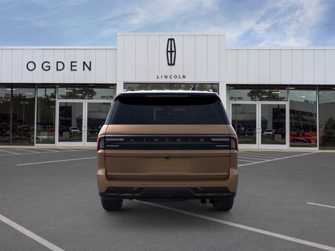 New 2026 Lincoln Navigator Black Label AWD/4WD image 5