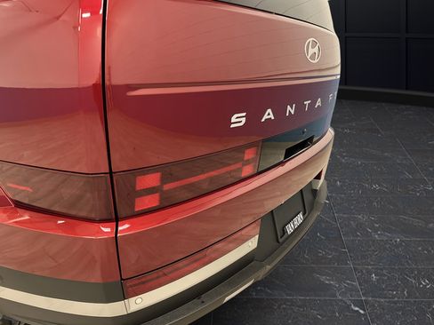 Used 2024 Hyundai Santa Fe Limited AWD/4WD image 38