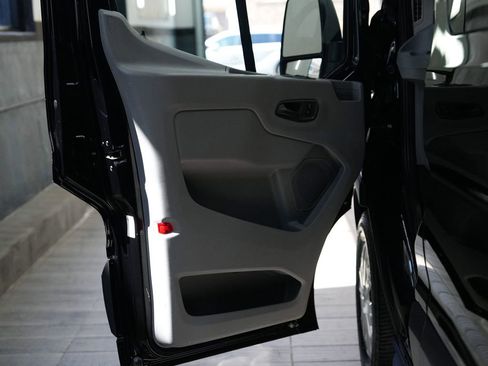 Used 2018 Ford Transit 350 XLT RWD image 10