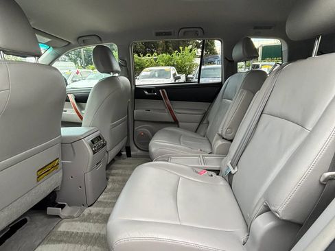 Used 2008 Toyota Highlander Limited FWD image 12