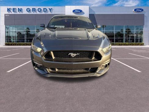 Used 2016 Ford Mustang GT RWD image 3