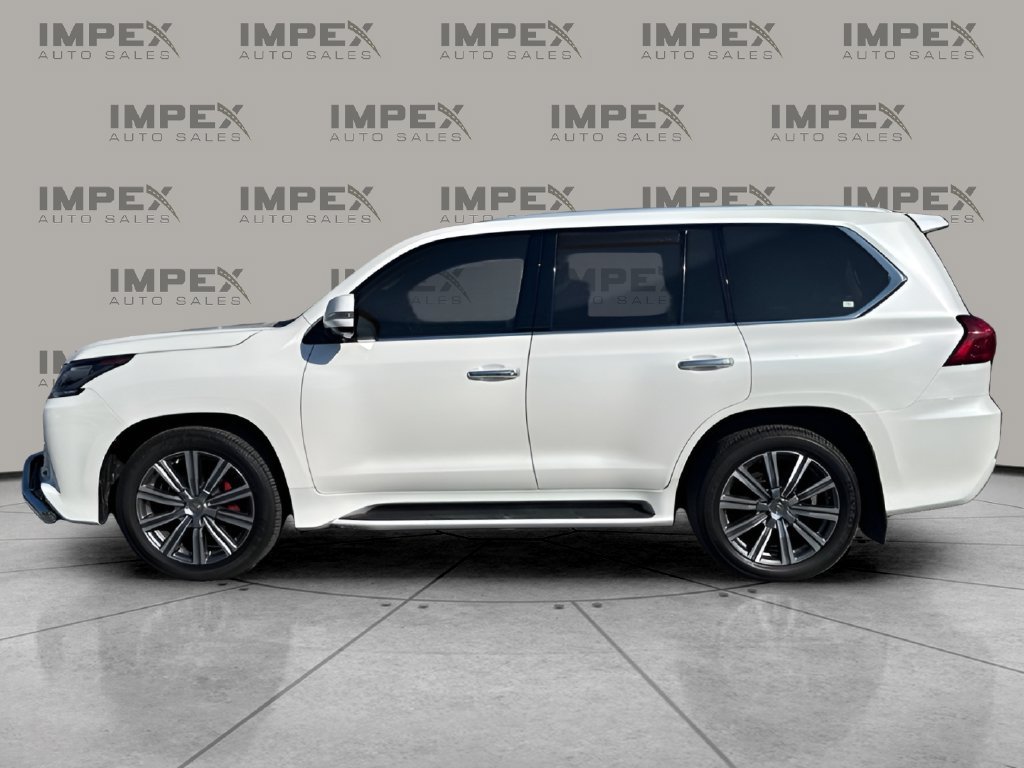 Used 2017 Lexus LX 570 4WD w/ Luxury Package image 2