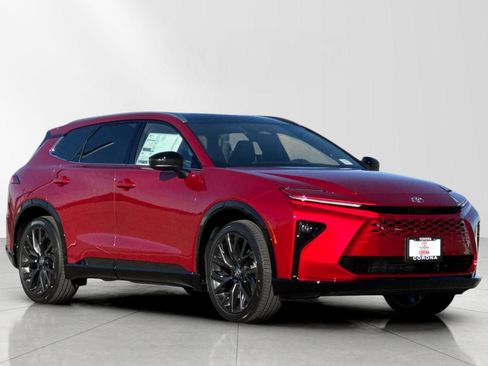 New 2026 Toyota Crown Signia image 1