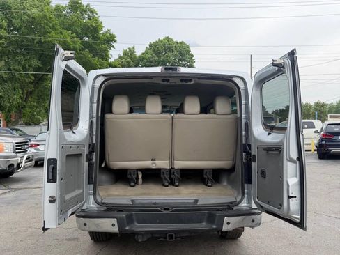 Used 2014 Nissan NV 3500 SL w/ Technology Package RWD image 12