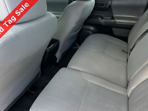 Used 2019 Toyota Tacoma SR5 image 12
