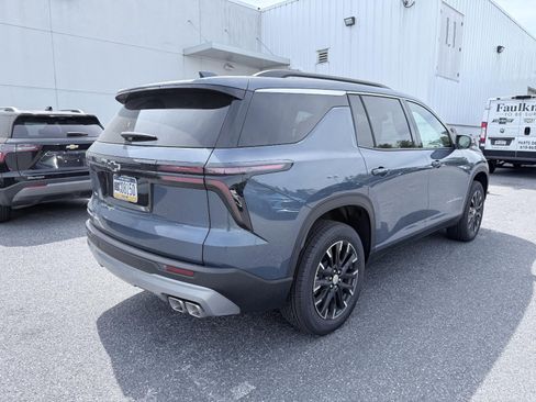 New 2026 Chevrolet Traverse LT w/ Sun and Wheel Package AWD/4WD image 2