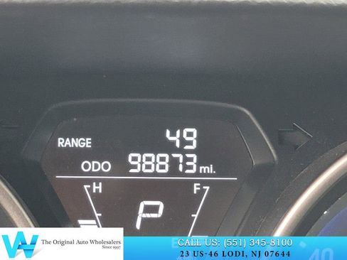 Used 2013 Hyundai Elantra GLS w/ Preferred Pkg image 19