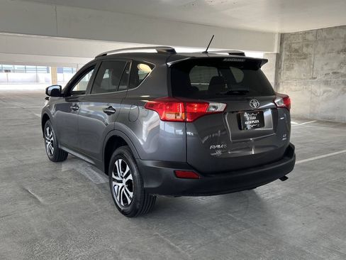 Used 2015 Toyota RAV4 LE AWD/4WD image 13