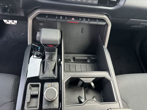 New 2026 Toyota Tundra SR5 AWD/4WD image 31
